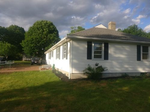 66 Maple Ave, Shrewsbury, MA 01545 exterior