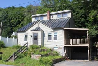 48 Litchfield St, Springfield, VT 05156 exterior