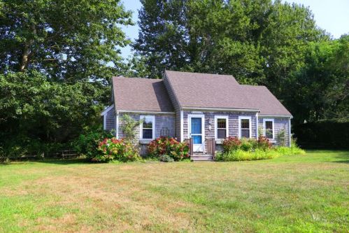 10 Polliwog Pond Rd, Nantucket, MA 02554 exterior