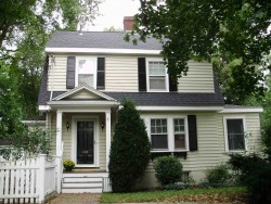 2133 Commonwealth Ave, Newton, MA 02466 exterior