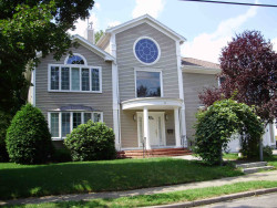 11 Tanglewood Rd, Newton, MA 02459 exterior