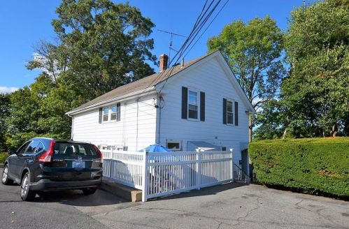 25 Union St, Woonsocket, RI 02895 exterior