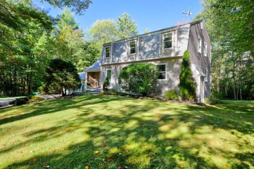 11 Tamarack Rd, Lee, NH 03861 exterior