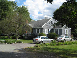 50 Alden Pl, Newton, MA 02465 exterior