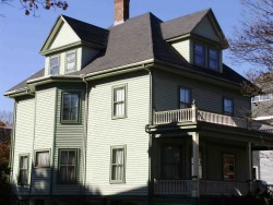 144 Dickerman Rd, Newton, MA 02461 exterior