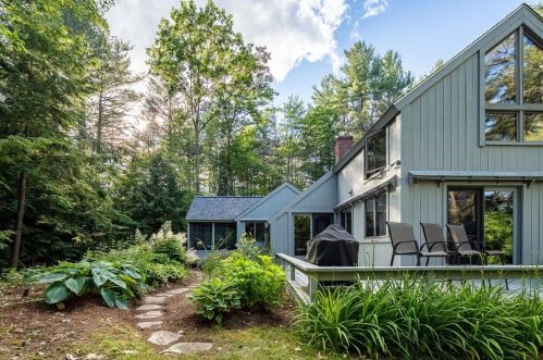 1312 Little Sunapee Rd, New-London, NH 03257 exterior