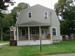 186 Auburn St, Newton, MA 02465 exterior