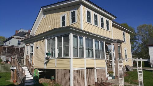 19 Pearl St, Concord, NH 03301 exterior