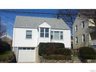 20 Carlisle Pl, Stamford, CT 06902 exterior