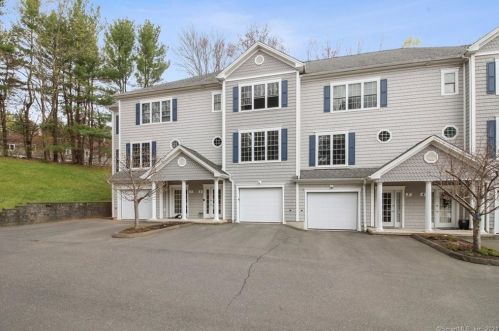 2 Partridge Ln, Farmington, CT 06032 exterior
