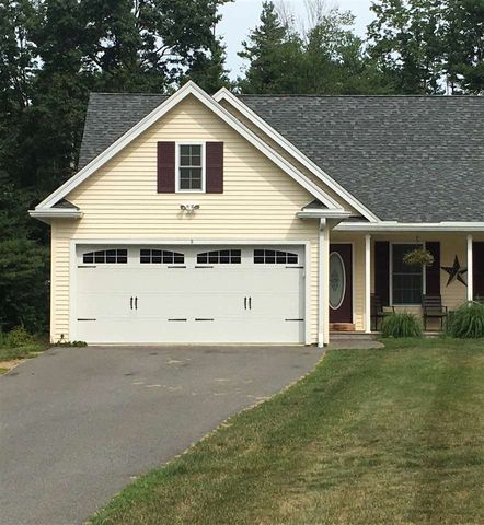 3 Karls Cir, Plaistow, NH exterior