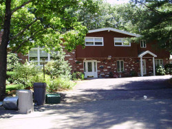 29 Marla Cir, Newton, MA 02459 exterior