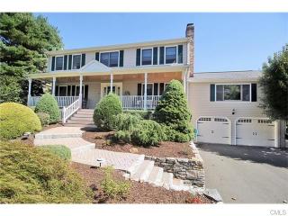 10 Farm View Rd, Upper Stepney, CT 06468 exterior