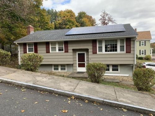 21 Porter St, Woburn, MA 01801 exterior