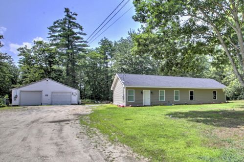 242 Ferry Rd, Lisbon, ME 04250 exterior