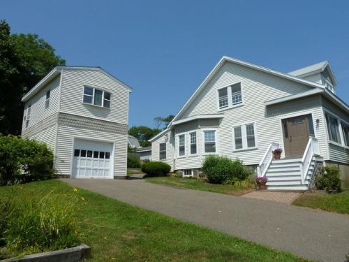 211 Castle Rd, Nahant, MA 01908 exterior