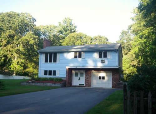 29 Islington St, Billerica, MA 01821 exterior