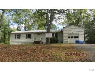 324 Guinea Rd, Upper-Stepney, CT 06468 exterior