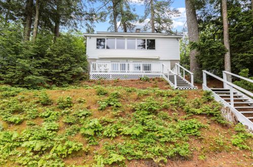 31 Forest Ln, Cumberland, ME 04021 exterior