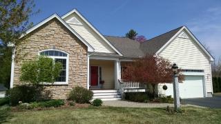 19 Serotta Ave, Nashua, NH 03062 exterior