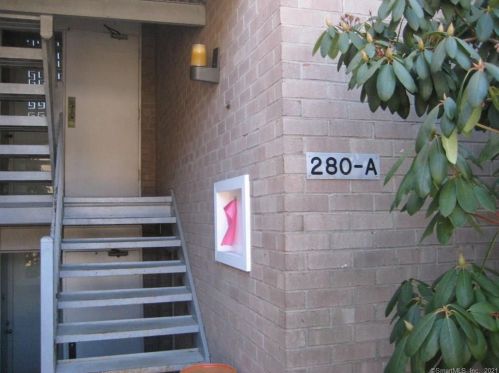 280 Gardner Ave, United States Coast Guard Ac, CT 06320 exterior