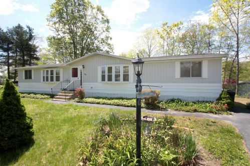 35 Bally Dr, Raynham, MA 02767 exterior