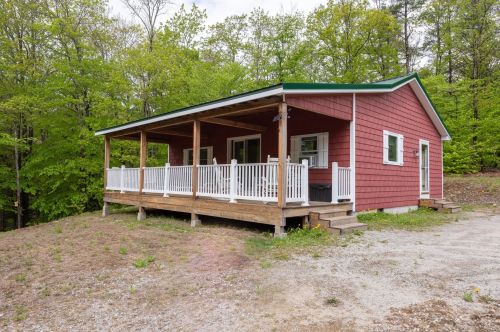 6 Jackson Ridge Rd, Danbury, NH 03230 exterior