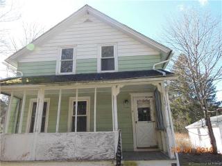 135 Main St, North-Sterling, CT 06377 exterior
