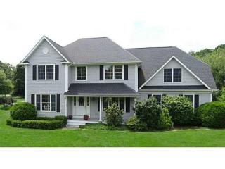 2 Shoreline Dr, Westerly, RI 02891 exterior