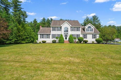 55 Buckingham Dr, Londonderry, NH 03053 exterior