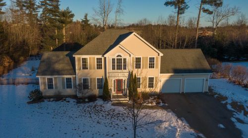 52 Hickory Ln, Somersworth, NH 03878 exterior