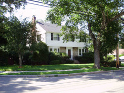 475 Parker St, Newton, MA 02459 exterior