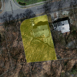 128 Roundwood Rd, Newton, MA 02464 aerial view