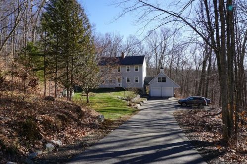 137 Sarah Pearl Rd, North Windham, CT 06247 exterior