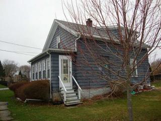 790 Green End Ave, Middletown, RI 02842 exterior