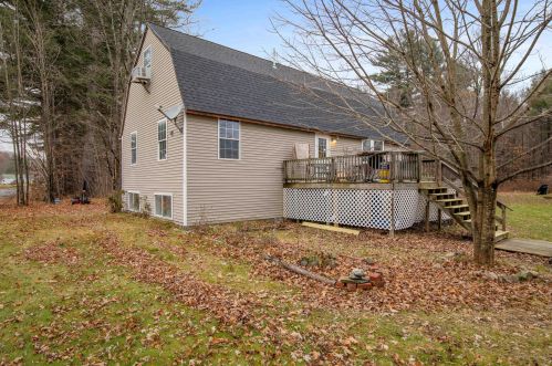 10 Raymond Rd, Gray, ME 04039 exterior