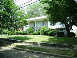 200 Old Farm Rd, Newton, MA 02459 exterior