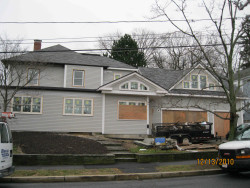 176 Side Pkwy, Newton, MA 02458 exterior