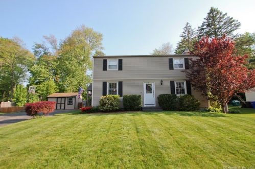 13 Silver Ln, Enfield, CT 06082 exterior
