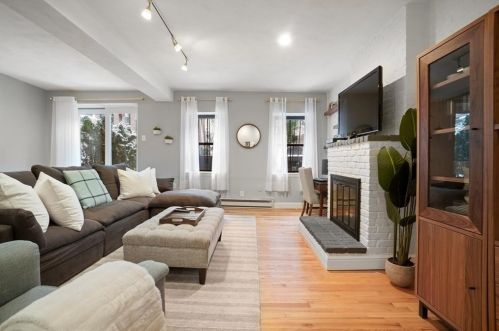84 Berkeley St, Roxbury-Xing, MA 02116 exterior