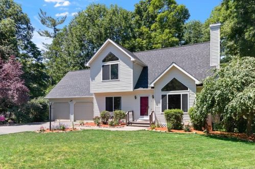 3 Coventry Ln, Beacon Falls, CT 06403 exterior