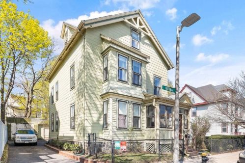 71 Milton Ave, Roxbury-Xing, MA 02136 exterior
