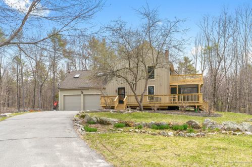 20 Little Pond Rd, Gray, ME 04039 exterior
