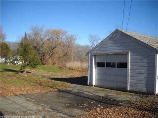 57 Beechwood St, Thomaston, ME 04861 exterior