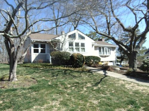 31 Merritt St, Fall River, MA 02720 exterior