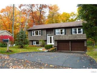27 Whippoorwill Rd, Bethel, CT 06801 exterior