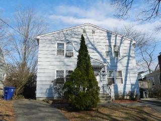 44 Pond St, Bridgeport, CT 06606 exterior