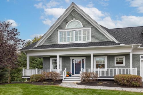 20 Brigham Ln, Portsmouth, NH 03801 exterior