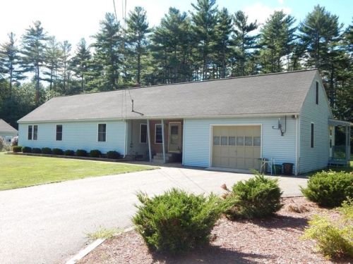66 Horse Pond Rd, Shirley, MA 01464 exterior