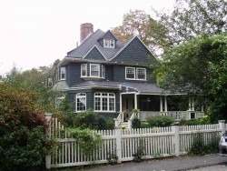 102 Windsor Rd, Newton, MA 02468 exterior